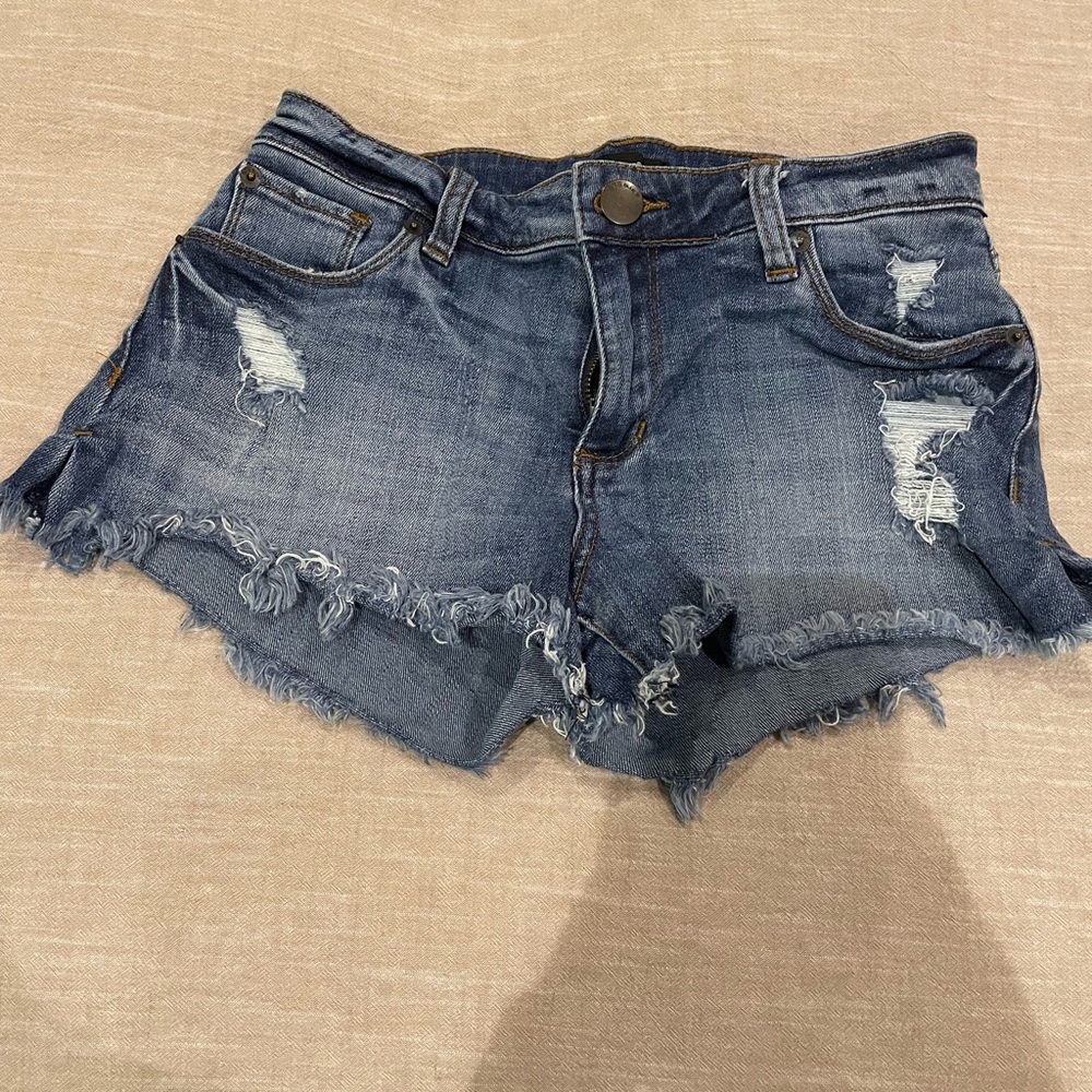 STS Blue Women’s Jean Shorts. Size 24.